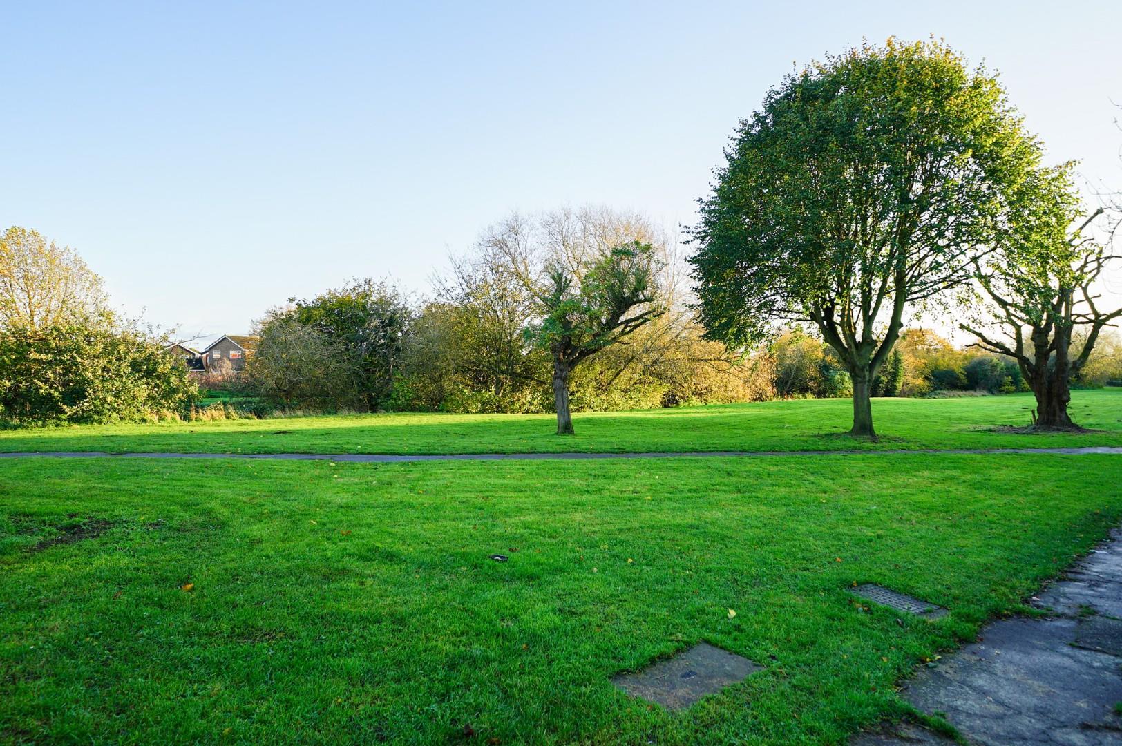 Brookside Walk, Leighton Buzzard Quarters Estate Agents